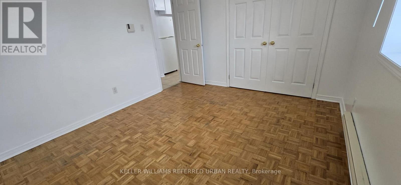 1 - 303 Frontenac Avenue, Oshawa, Ontario  L1J 2A7 - Photo 2 - E12919954