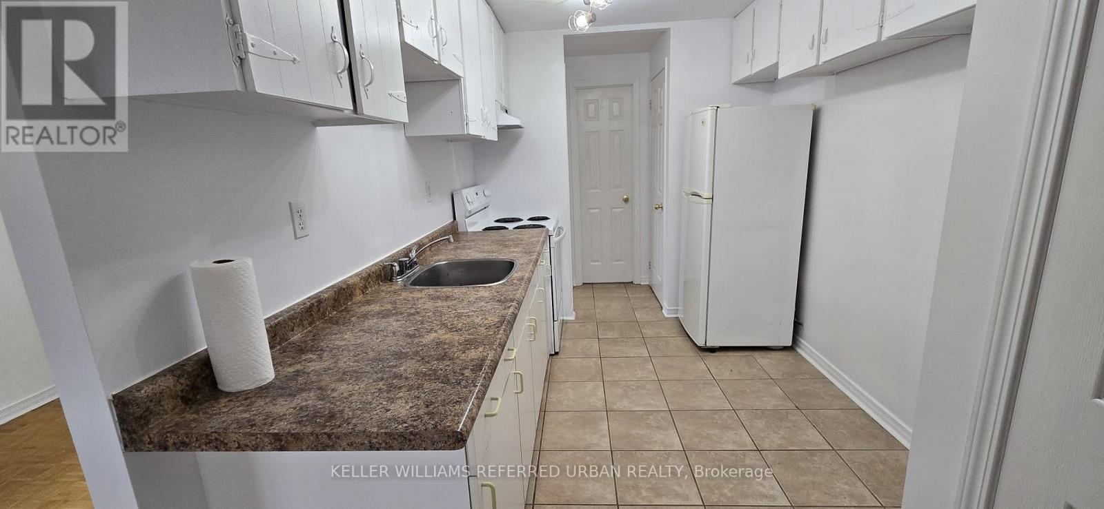 1 - 303 Frontenac Avenue, Oshawa, Ontario  L1J 2A7 - Photo 4 - E12919954