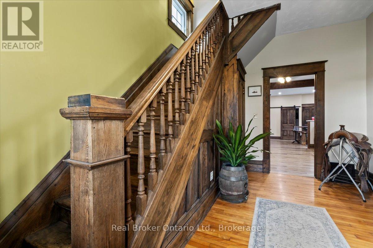 241787 16 Concession, West Grey, Ontario  N0G 2M0 - Photo 15 - X12901796