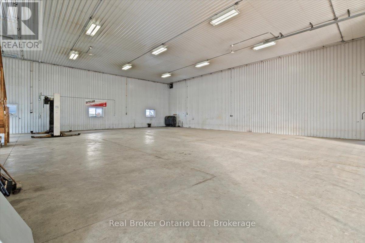 241787 16 Concession, West Grey, Ontario  N0G 2M0 - Photo 3 - X12901796