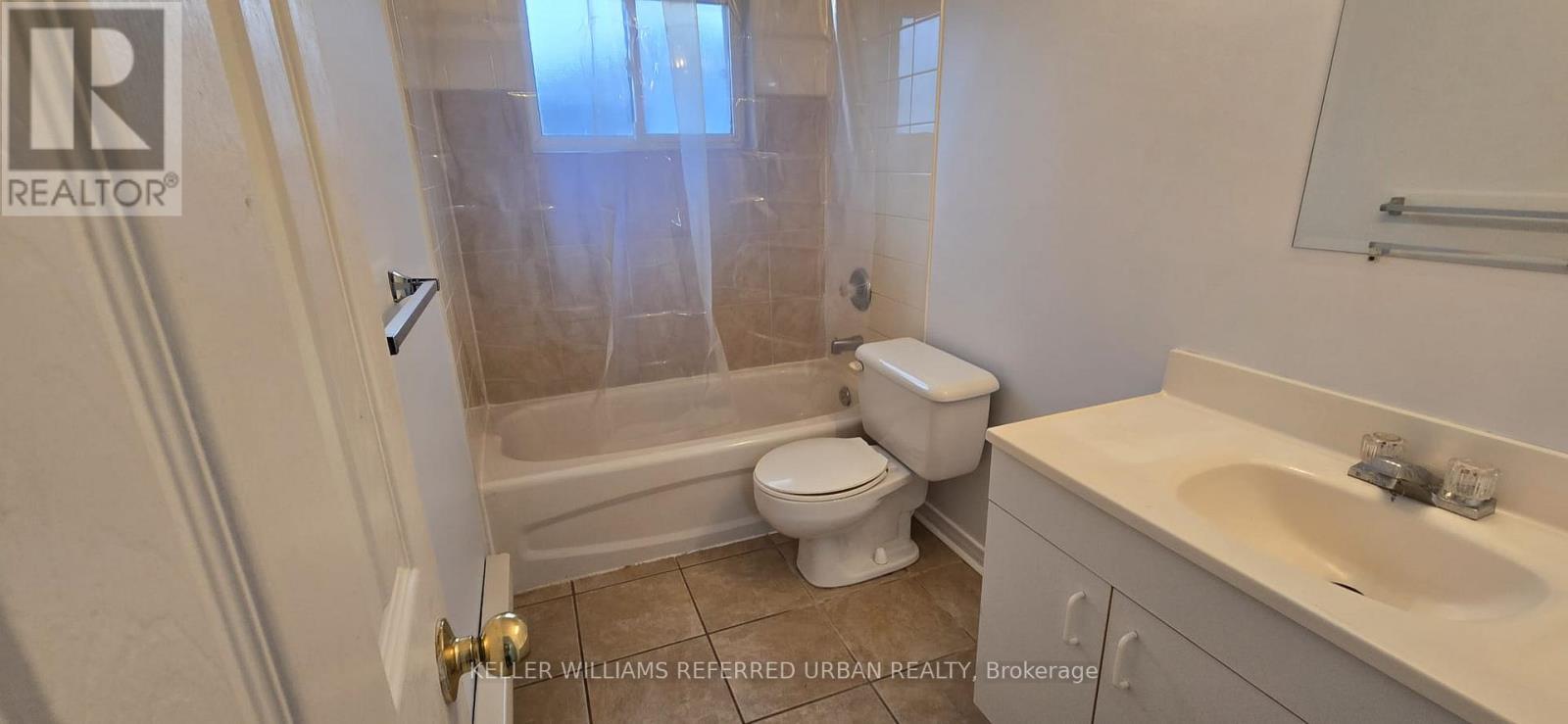 1 - 303 Frontenac Avenue, Oshawa, Ontario  L1J 2A7 - Photo 15 - E12919954