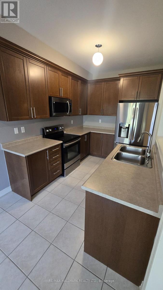 Main - 737 John Cole Court, Newmarket, Ontario  L3Y 5V7 - Photo 18 - N12990594