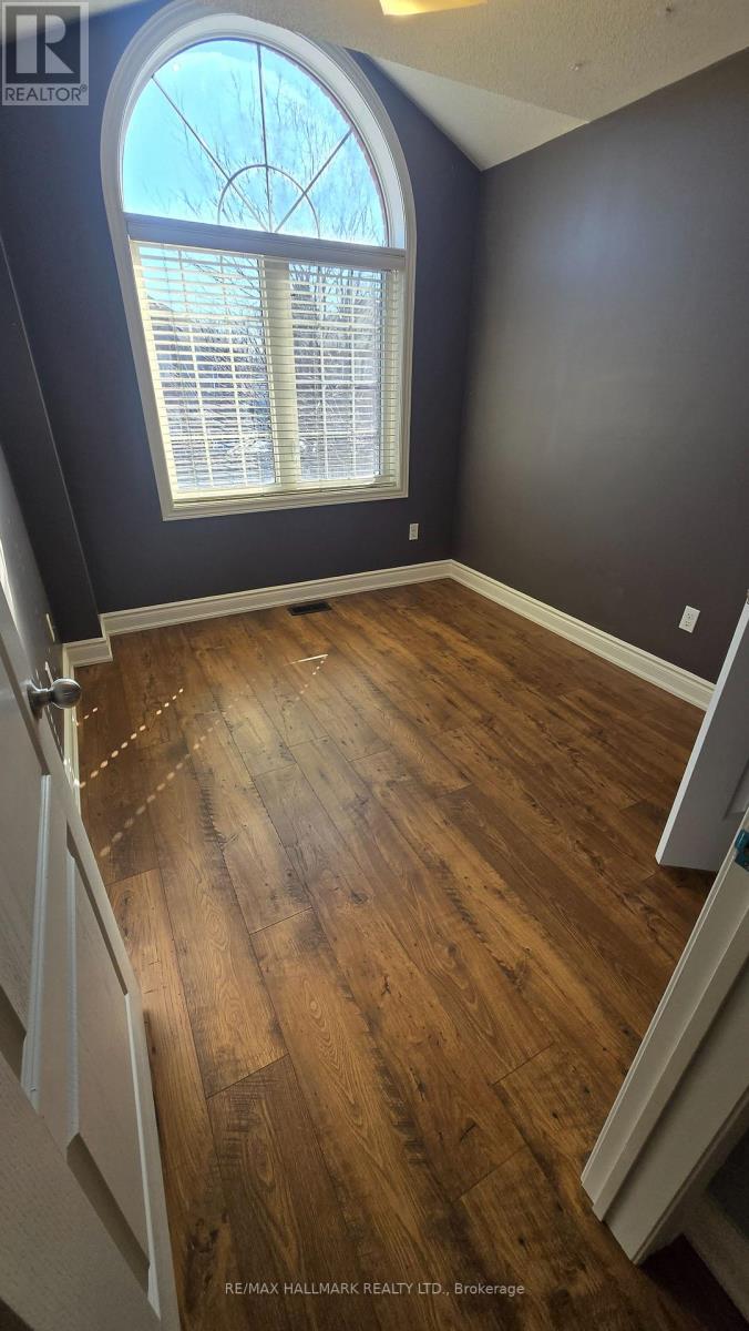 Main - 737 John Cole Court, Newmarket, Ontario  L3Y 5V7 - Photo 26 - N12990594