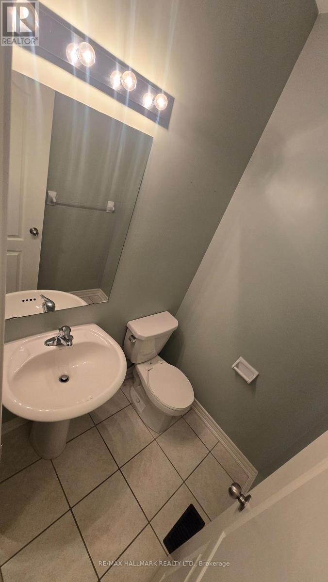 Main - 737 John Cole Court, Newmarket, Ontario  L3Y 5V7 - Photo 12 - N12990594