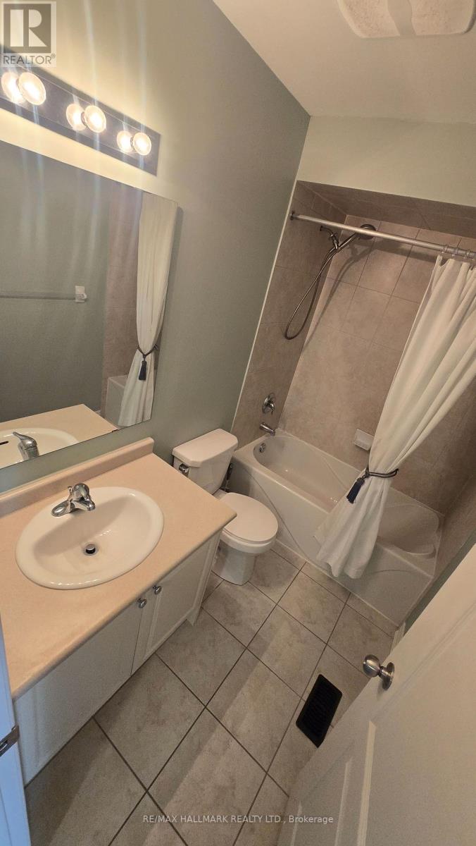 Main - 737 John Cole Court, Newmarket, Ontario  L3Y 5V7 - Photo 32 - N12990594