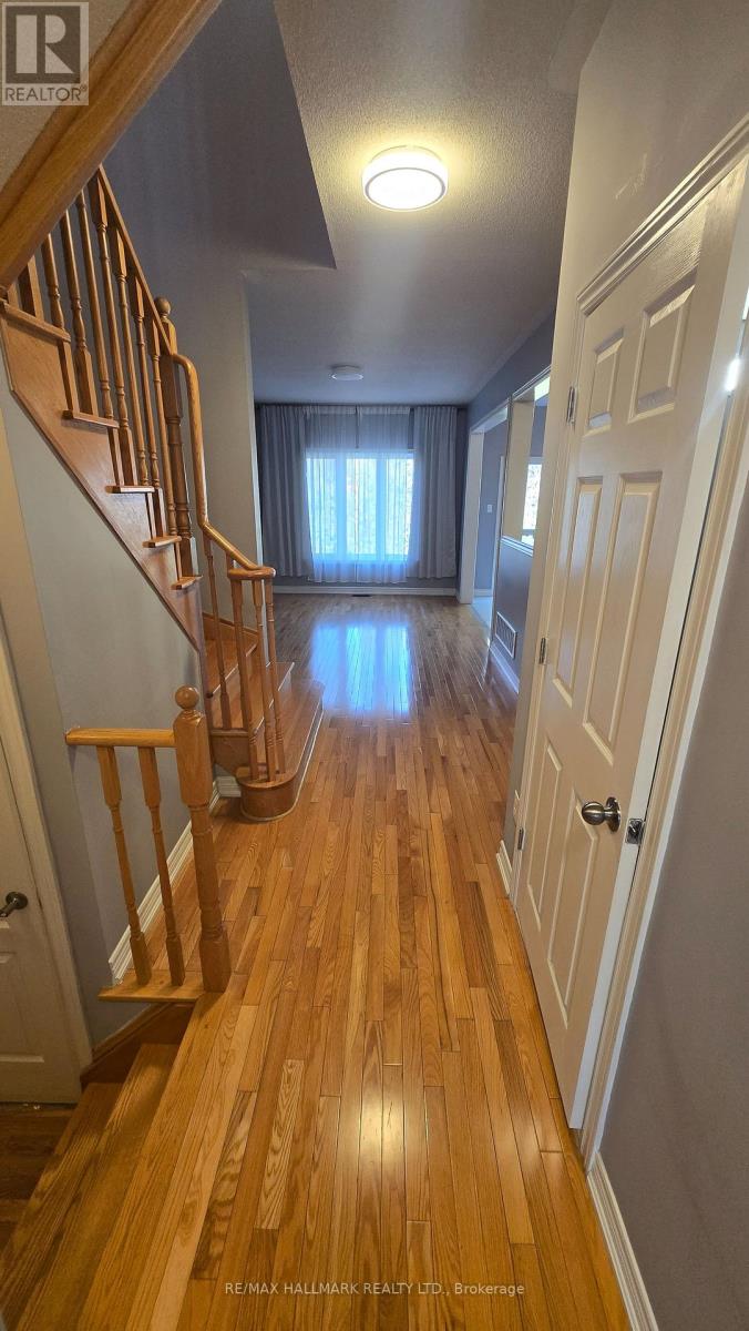 Main - 737 John Cole Court, Newmarket, Ontario  L3Y 5V7 - Photo 8 - N12990594