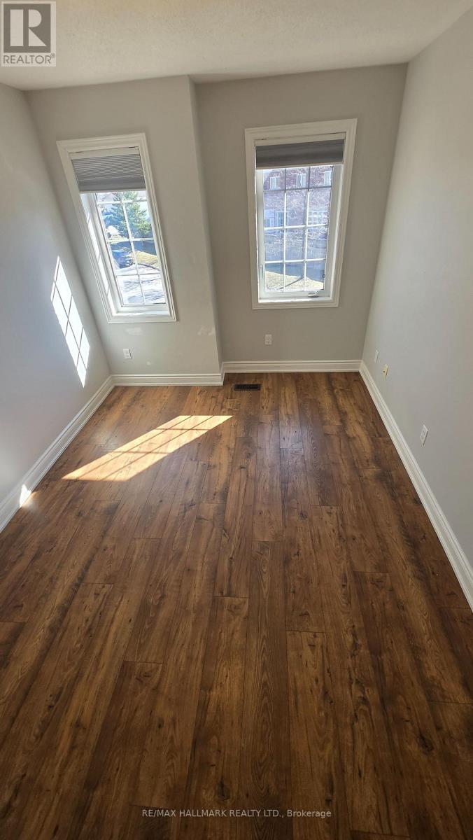 Main - 737 John Cole Court, Newmarket, Ontario  L3Y 5V7 - Photo 29 - N12990594