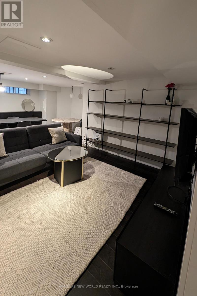 Lower - 16 Laxton Avenue, Toronto, Ontario  M6K 1K9 - Photo 14 - W12990512