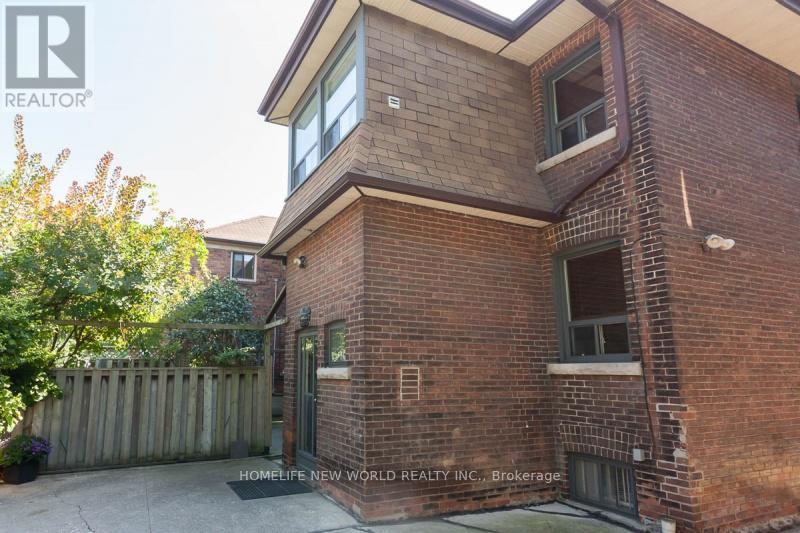 Lower - 16 Laxton Avenue, Toronto, Ontario  M6K 1K9 - Photo 2 - W12990512