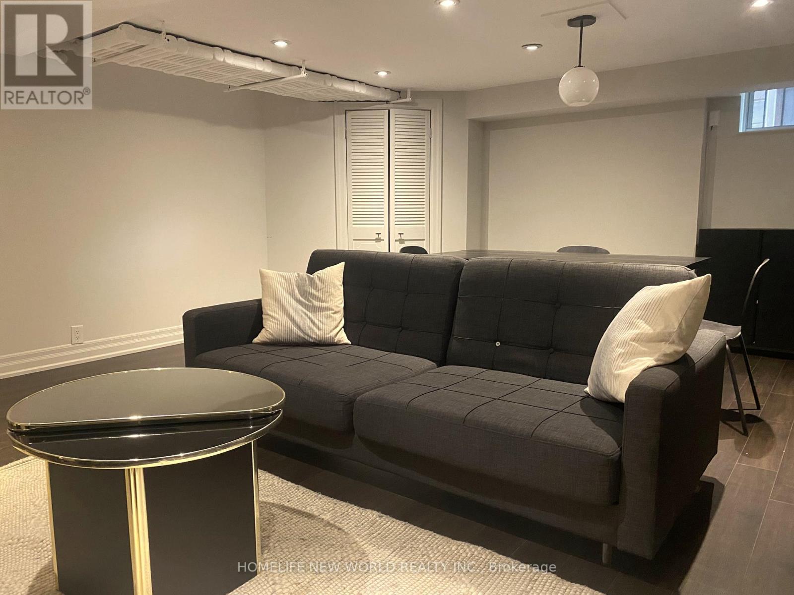 Lower - 16 Laxton Avenue, Toronto, Ontario  M6K 1K9 - Photo 5 - W12990512