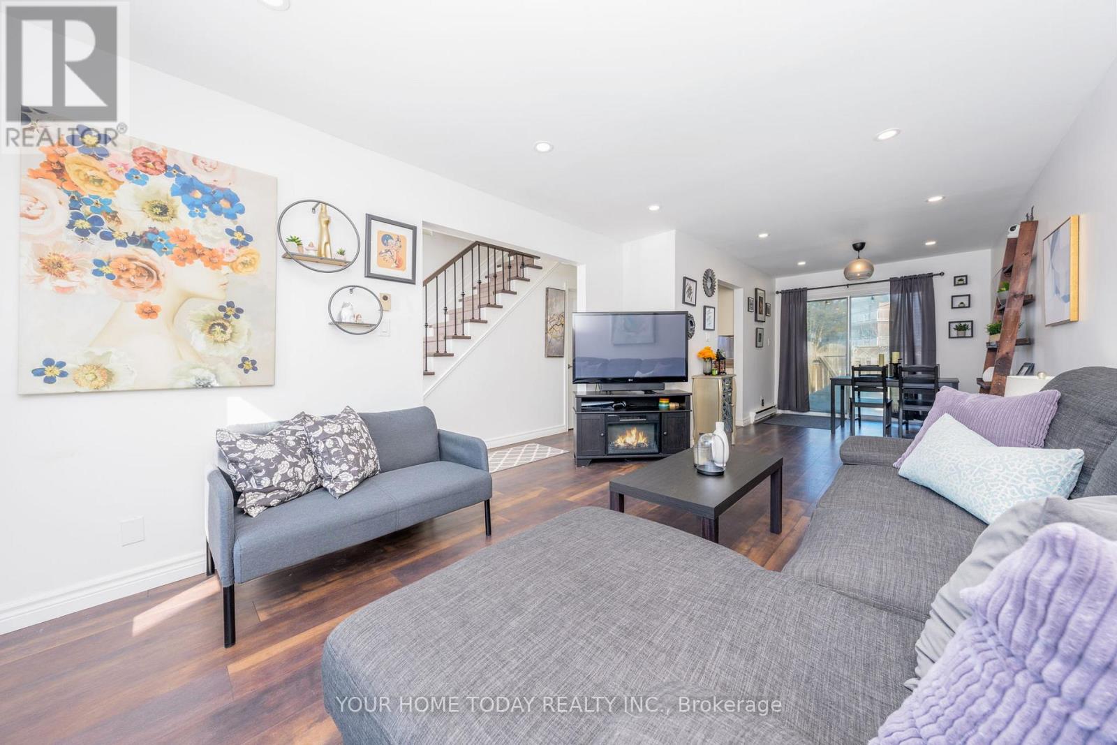 29 - 108 Sinclair Avenue, Halton Hills, Ontario  L7G 1J4 - Photo 6 - W12990520