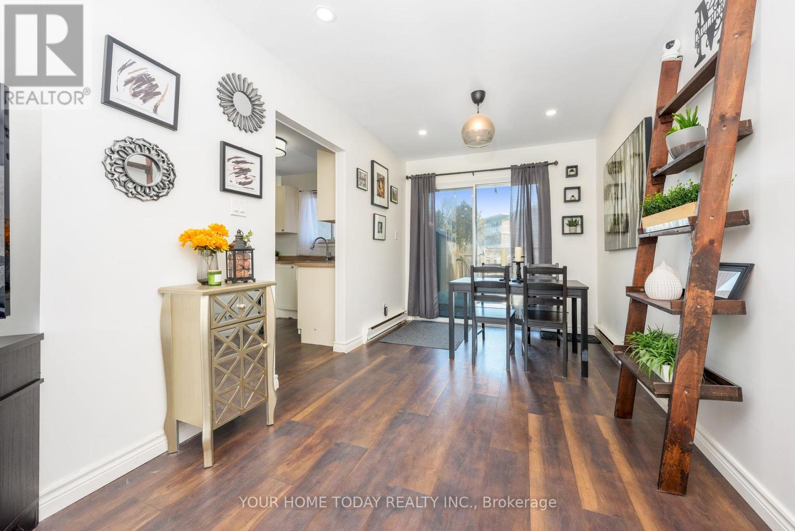 29 - 108 Sinclair Avenue, Halton Hills, Ontario  L7G 1J4 - Photo 9 - W12990520