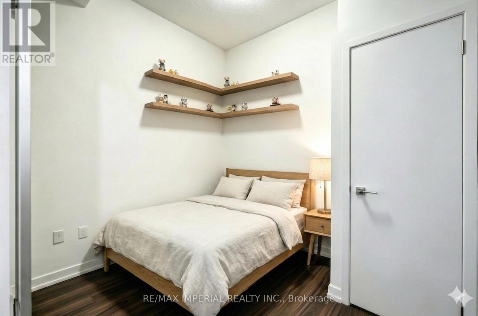 721 - 4055 Parkside Village Drive, Mississauga, Ontario  M2N 6K8 - Photo 11 - W12990522