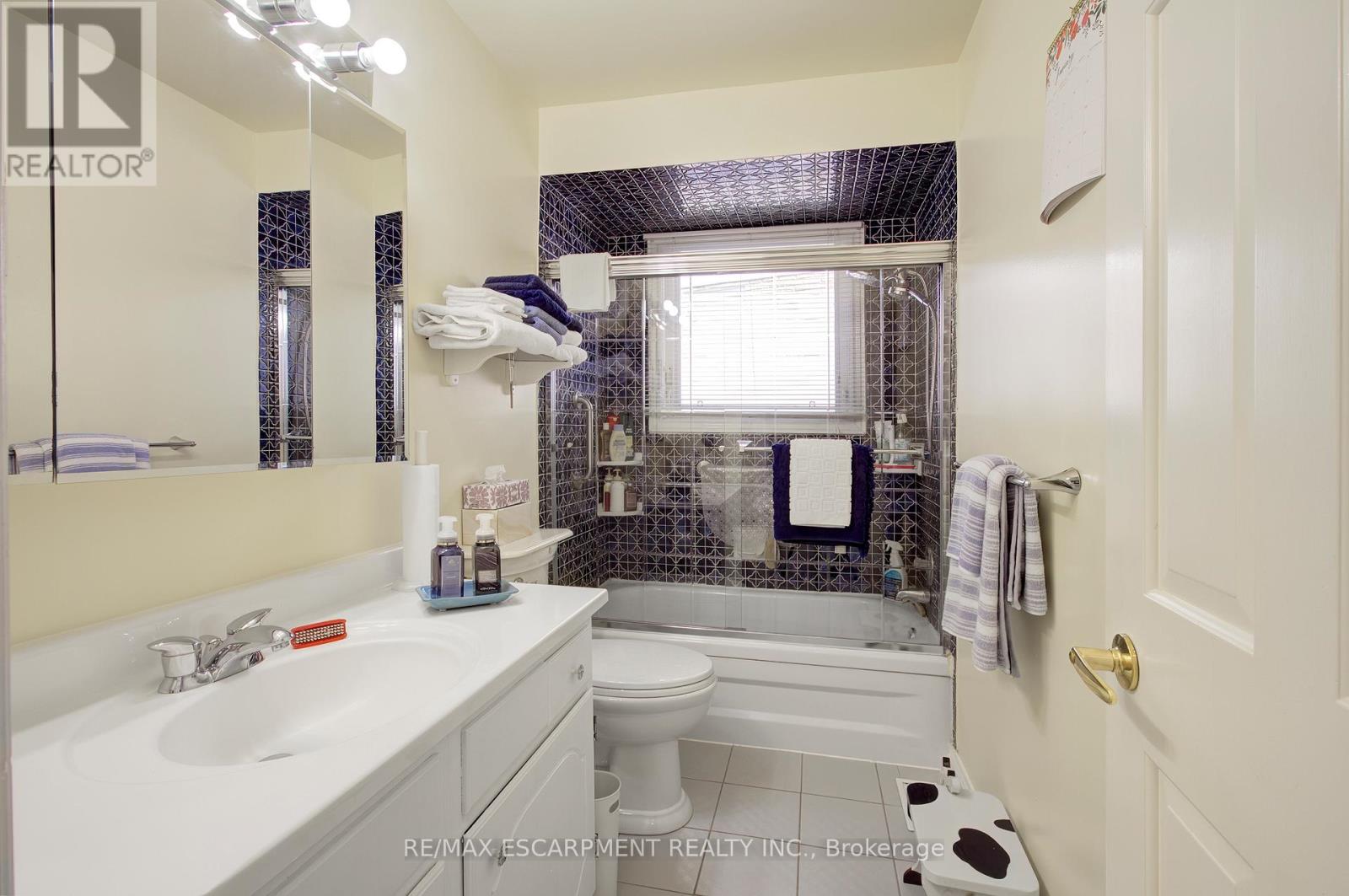 1233 Havendale Boulevard, Burlington, Ontario  L7P 3S1 - Photo 25 - W12990524