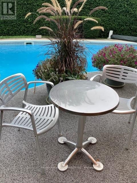 1233 Havendale Boulevard, Burlington, Ontario  L7P 3S1 - Photo 36 - W12990524