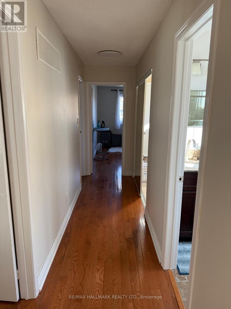 Main Floor - 2793 Quill Crescent, Mississauga, Ontario  L5N 2G8 - Photo 11 - W12990534