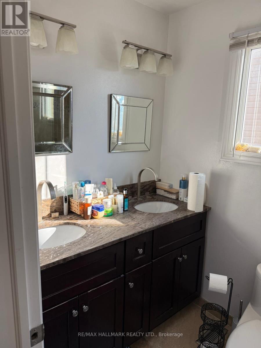 Main Floor - 2793 Quill Crescent, Mississauga, Ontario  L5N 2G8 - Photo 16 - W12990534