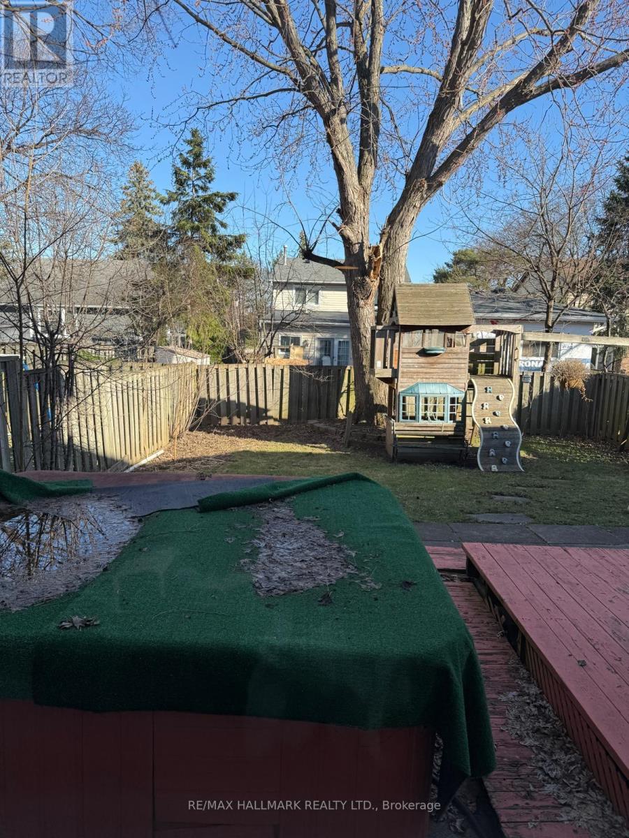 Main Floor - 2793 Quill Crescent, Mississauga, Ontario  L5N 2G8 - Photo 19 - W12990534