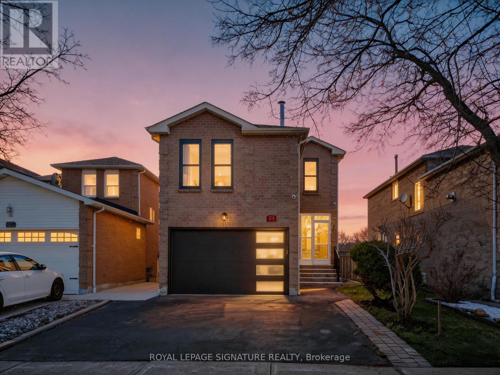 578 Silverthorne Crescent, Mississauga, Ontario  L5R 1W7 - Photo 1 - W12990574