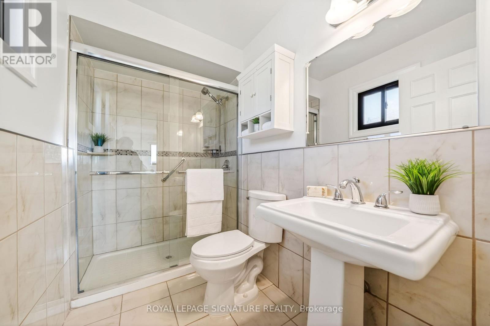 578 Silverthorne Crescent, Mississauga, Ontario  L5R 1W7 - Photo 33 - W12990574