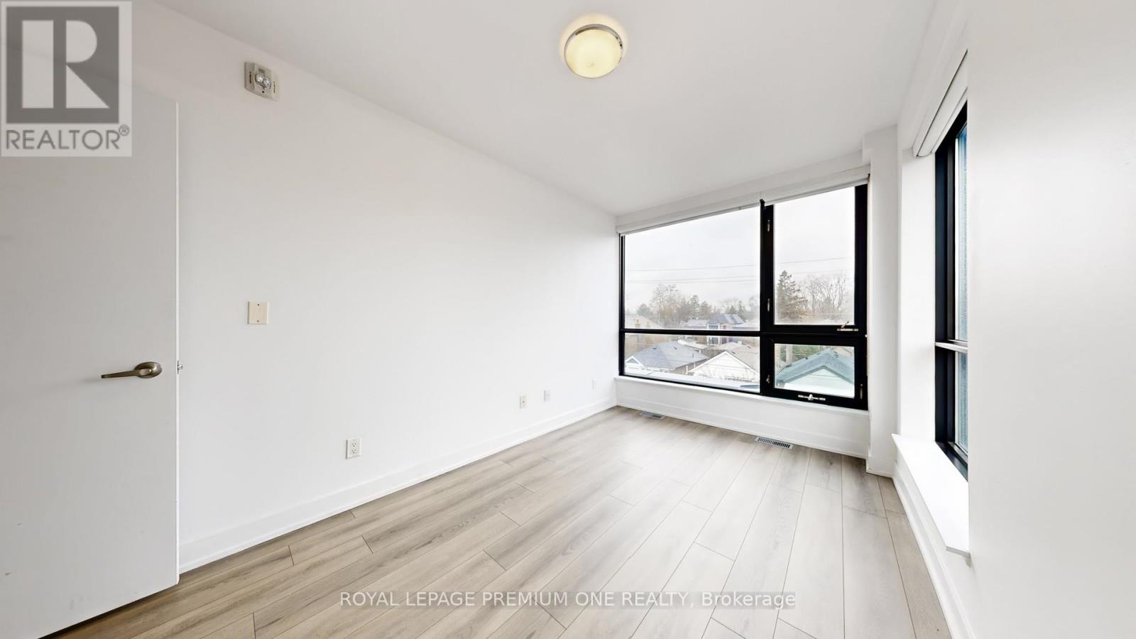 201 - 441 Jane Street, Toronto, Ontario  M6S 3Z9 - Photo 22 - W12990648