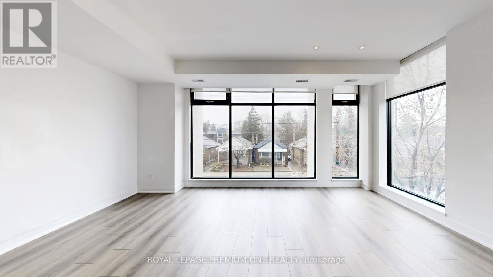 201 - 441 Jane Street, Toronto, Ontario  M6S 3Z9 - Photo 5 - W12990648