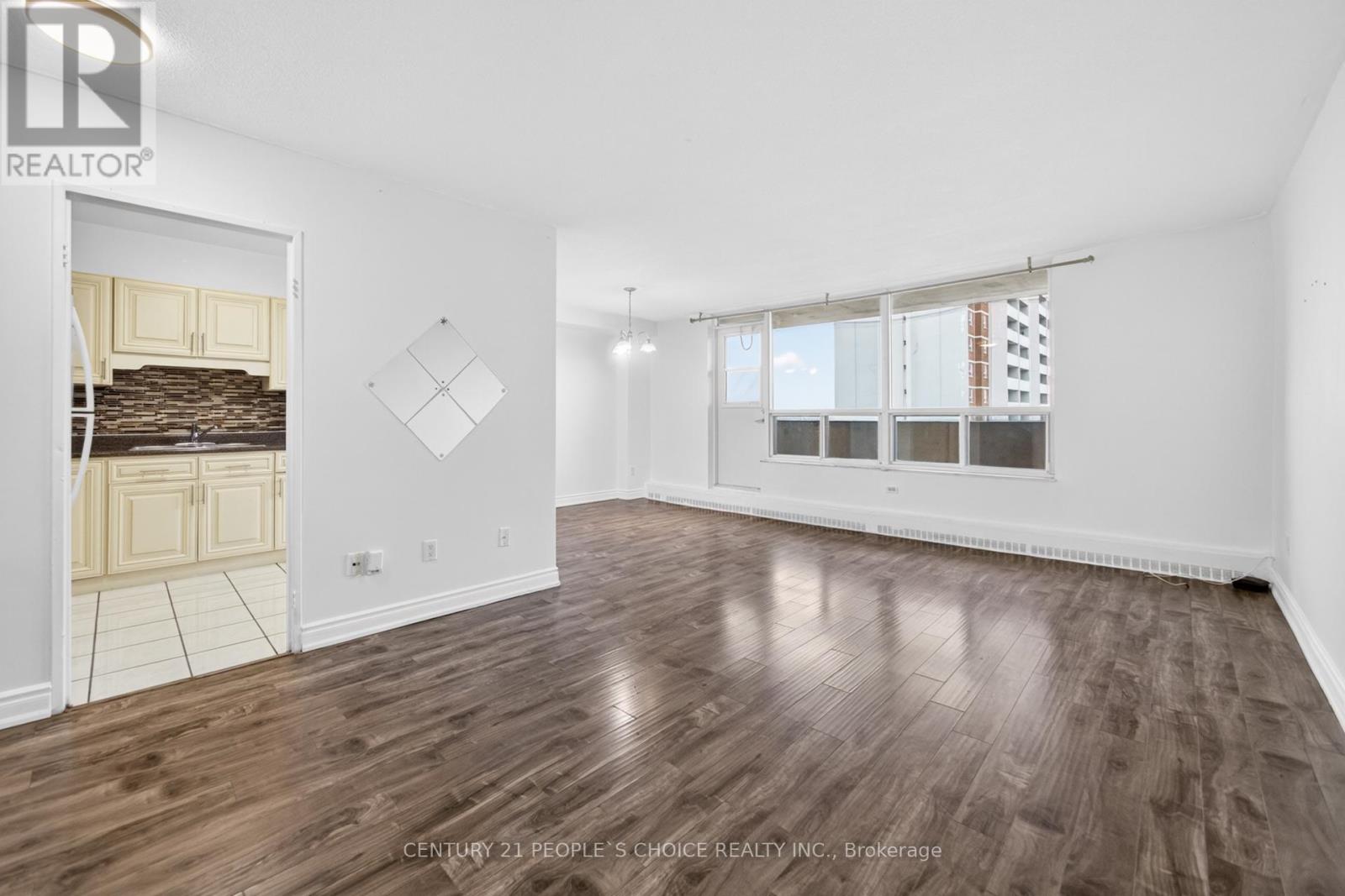 902 - 3390 Weston Road, Toronto, Ontario  M9M 2X3 - Photo 10 - W12990690