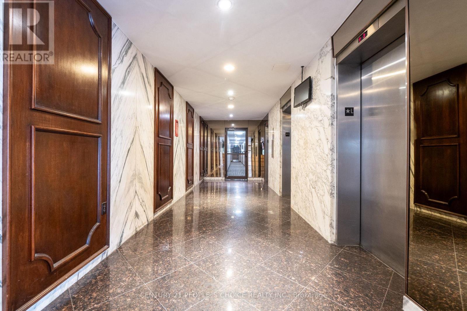 902 - 3390 Weston Road, Toronto, Ontario  M9M 2X3 - Photo 7 - W12990690