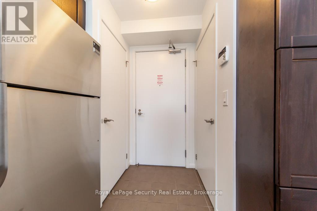 1121 - 800 Lawrence Avenue W, Toronto, Ontario  M6A 0B1 - Photo 32 - W12990696