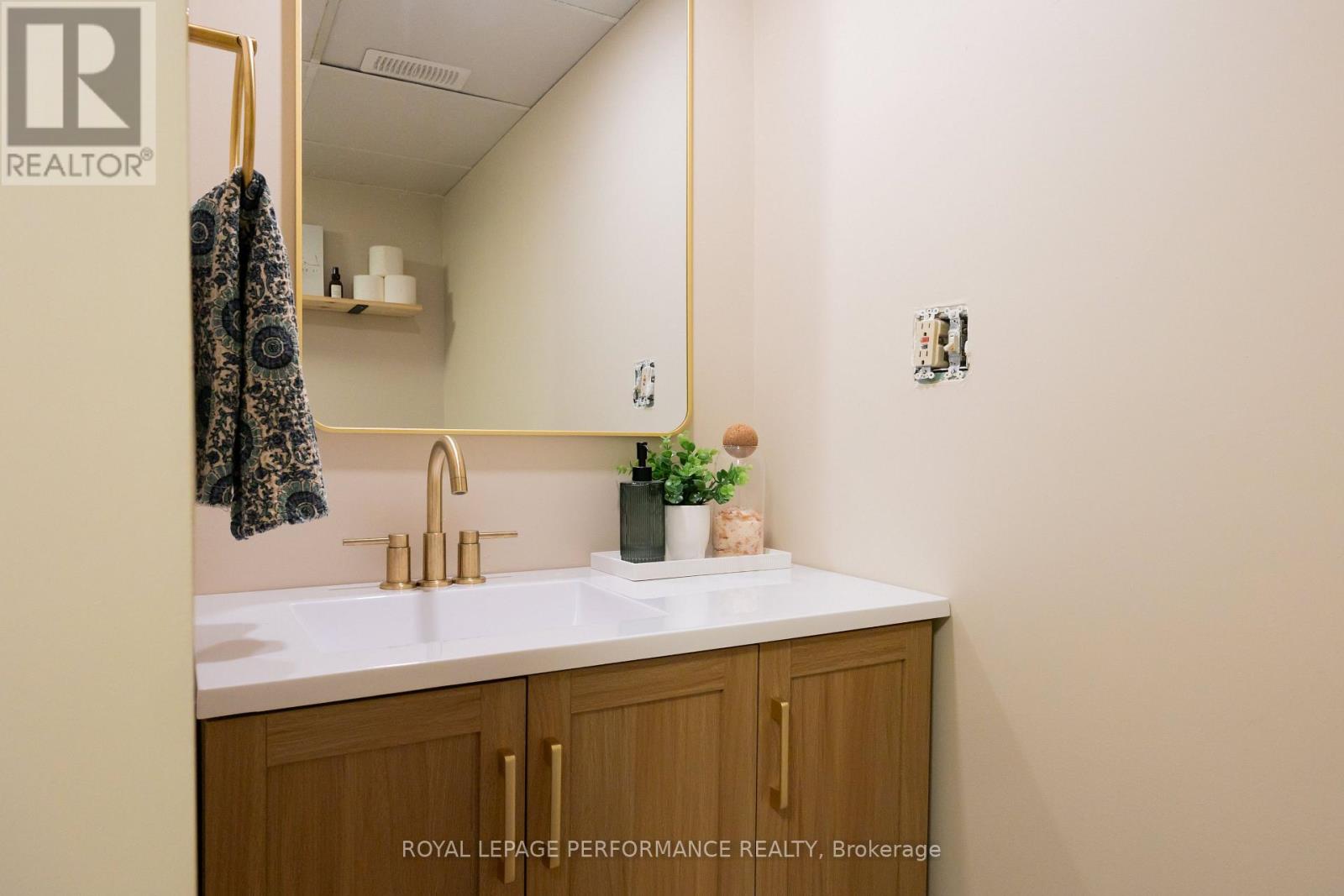 17406 County Road 18 Road, South Stormont, Ontario K0C 2A0 - Photo 23 - X12835890