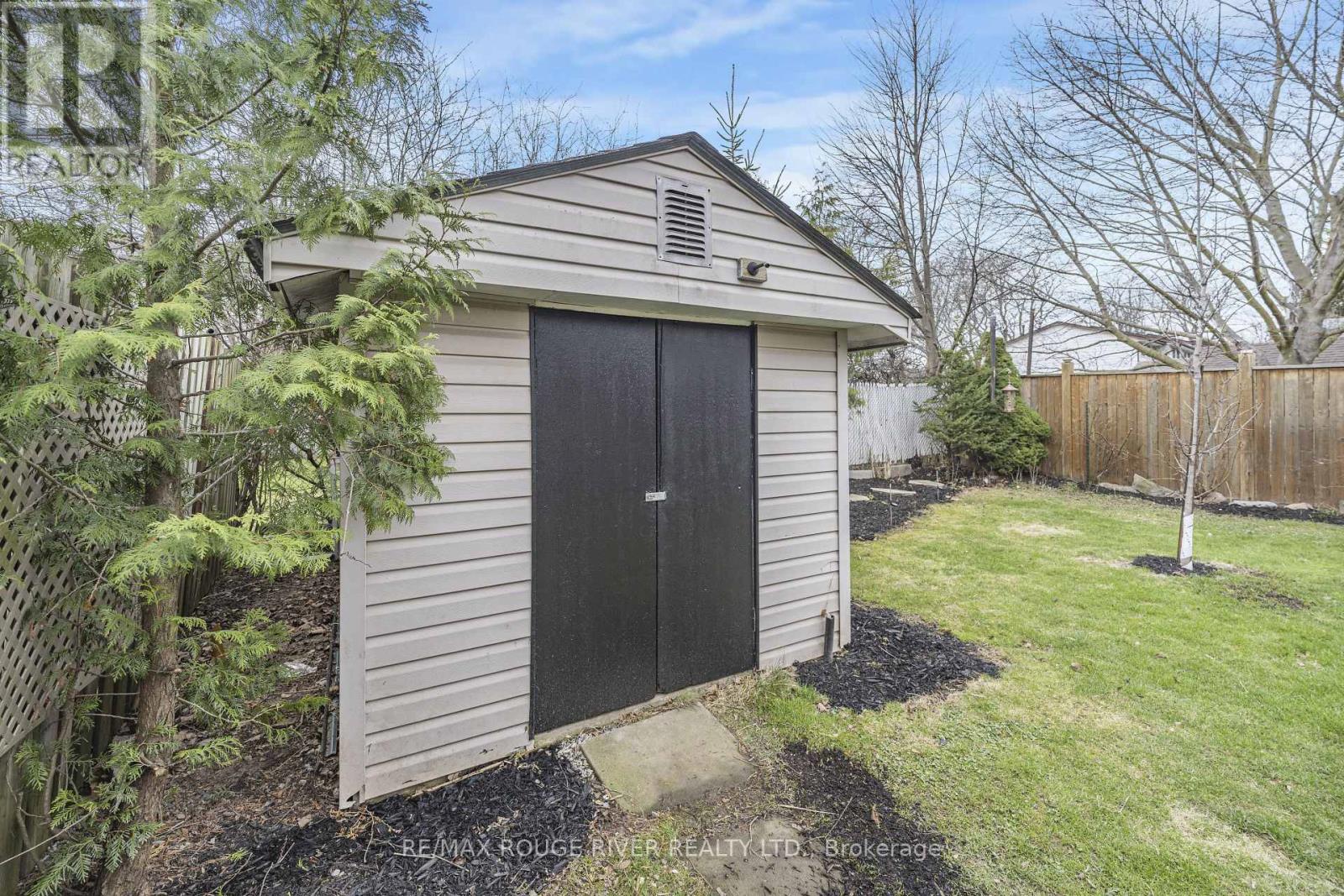 3201 Butler Place, Niagara Falls, Ontario  L2J 3K3 - Photo 34 - X12990278