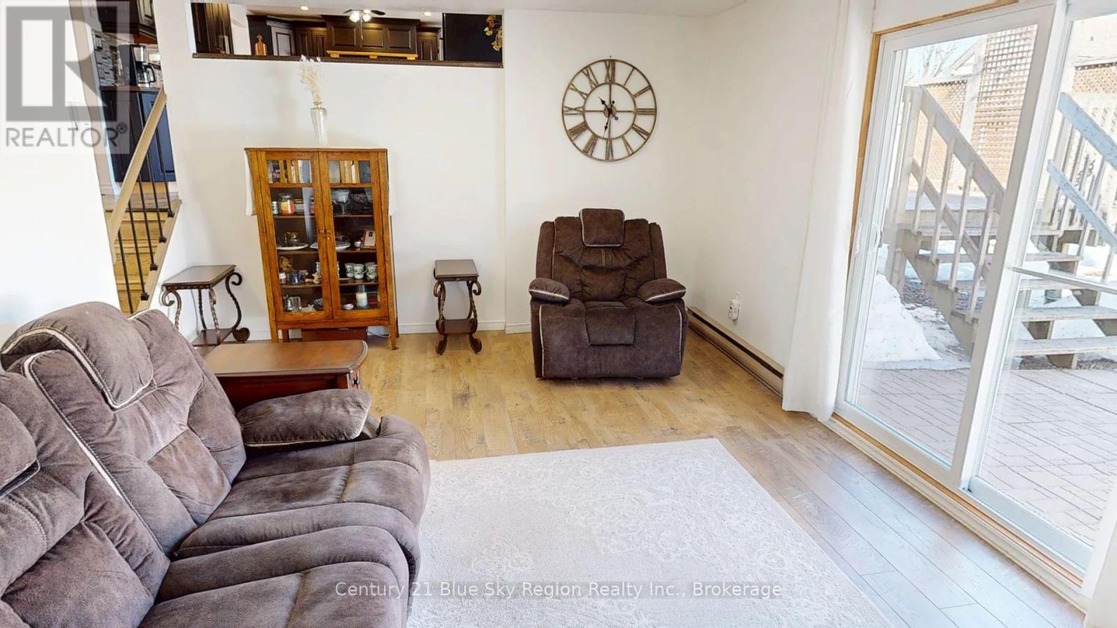 25 Carriage Crescent, North Bay, Ontario  P1C 1G5 - Photo 17 - X12990904