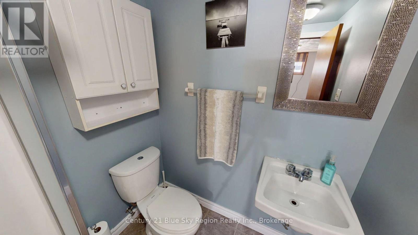 25 Carriage Crescent, North Bay, Ontario  P1C 1G5 - Photo 33 - X12990904