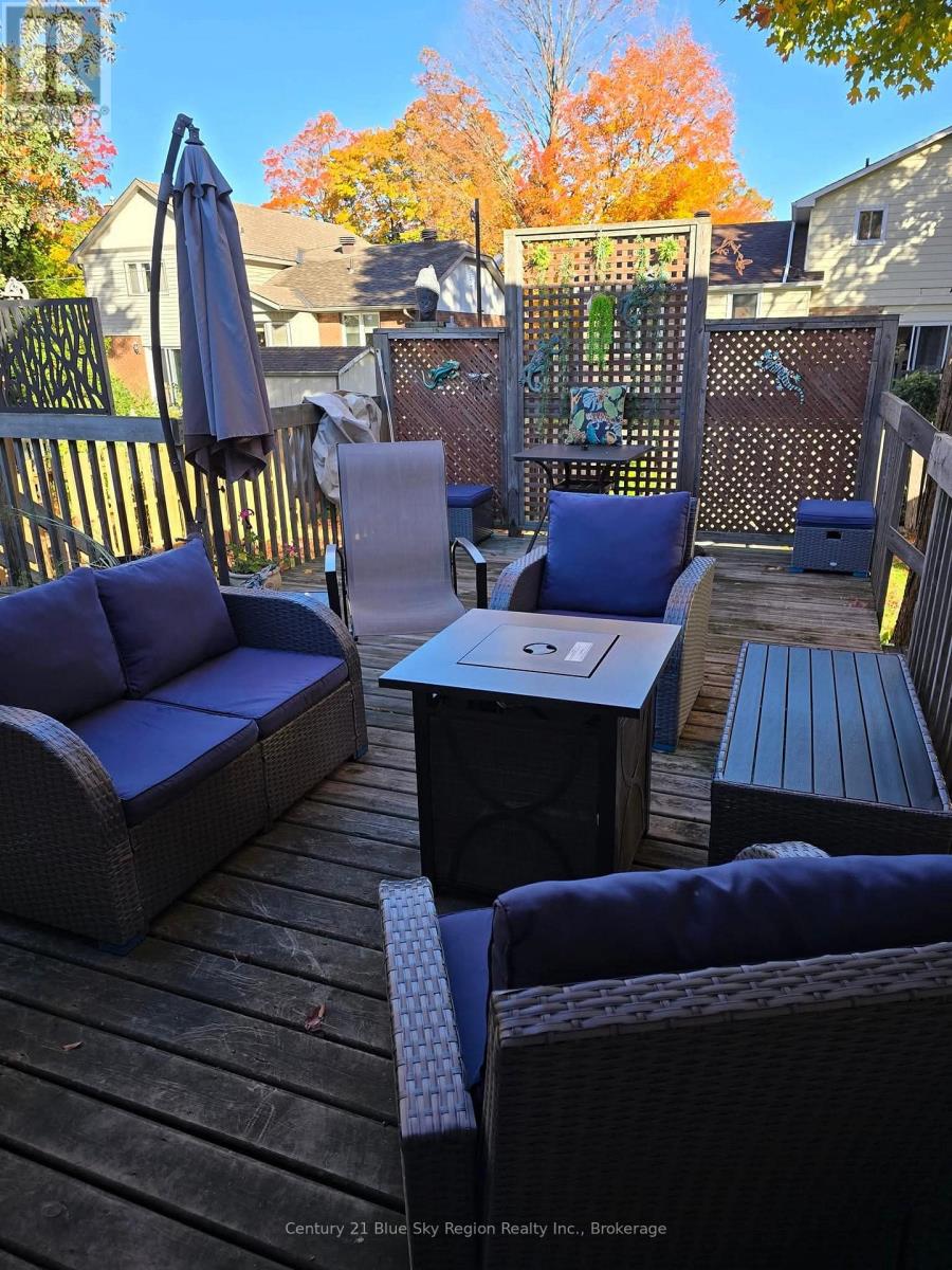 25 Carriage Crescent, North Bay, Ontario  P1C 1G5 - Photo 38 - X12990904