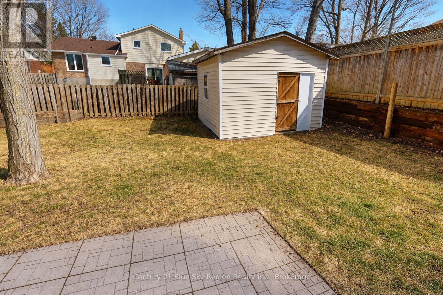 25 Carriage Crescent, North Bay, Ontario  P1C 1G5 - Photo 44 - X12990904