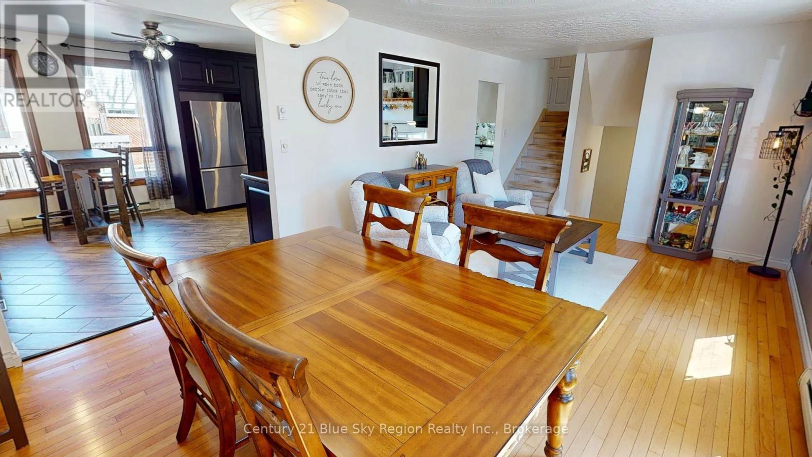 25 Carriage Crescent, North Bay, Ontario  P1C 1G5 - Photo 7 - X12990904