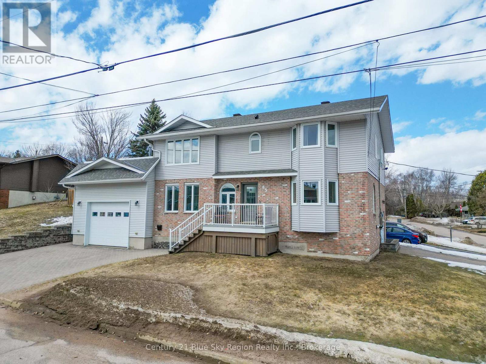 85 SHALLOT CRESCENT, North Bay, Ontario