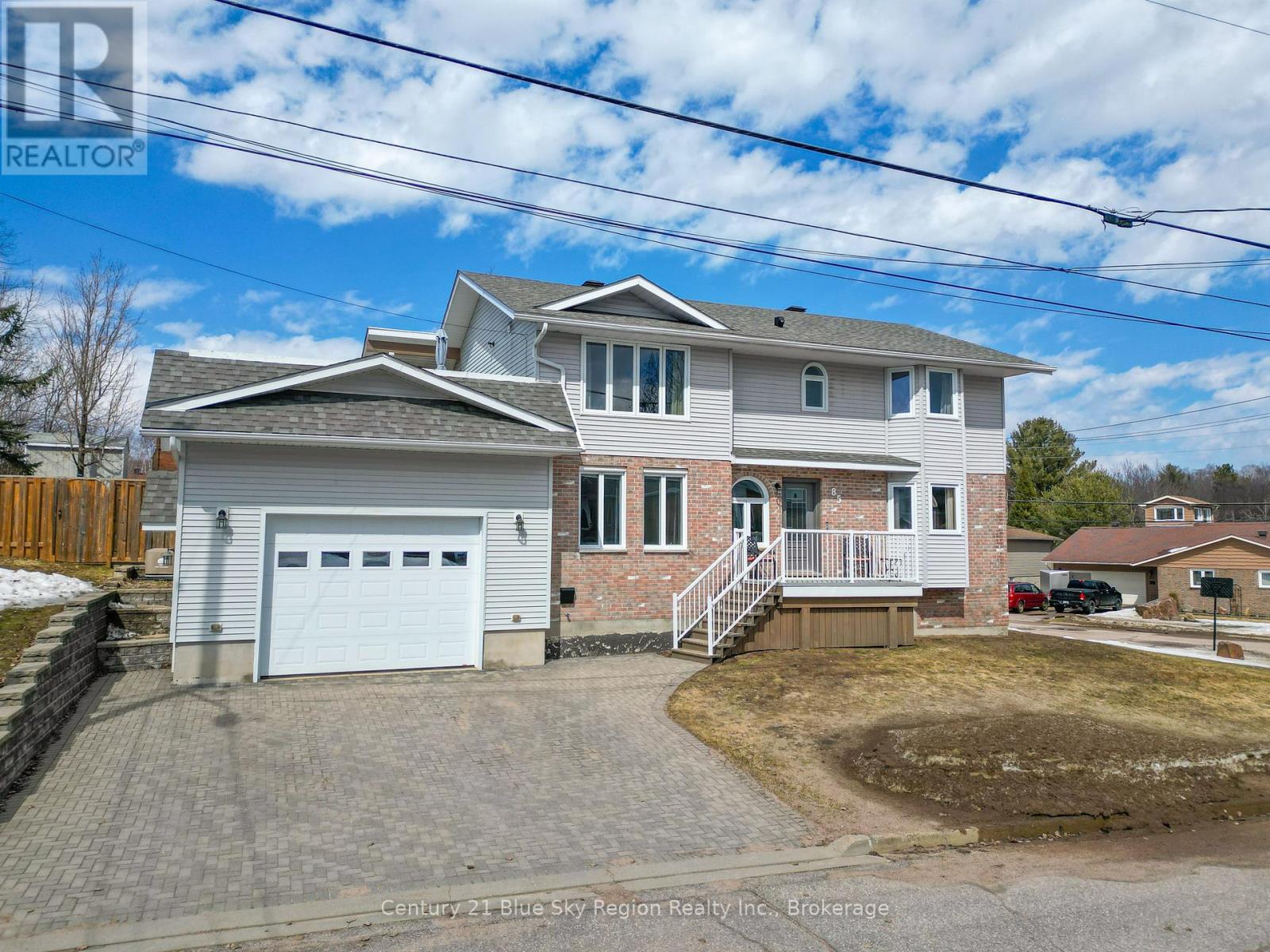 85 Shallot Crescent, North Bay, Ontario  P1A 3V7 - Photo 2 - X12991036