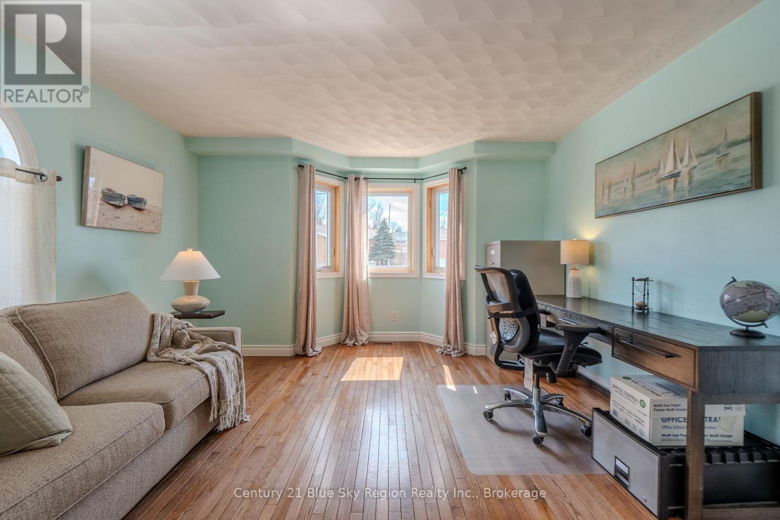 85 Shallot Crescent, North Bay, Ontario  P1A 3V7 - Photo 6 - X12991036