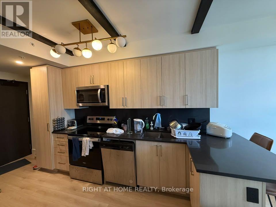 925 - 145 Columbia Street W, Waterloo, Ontario  N2L 0K7 - Photo 8 - X12990544