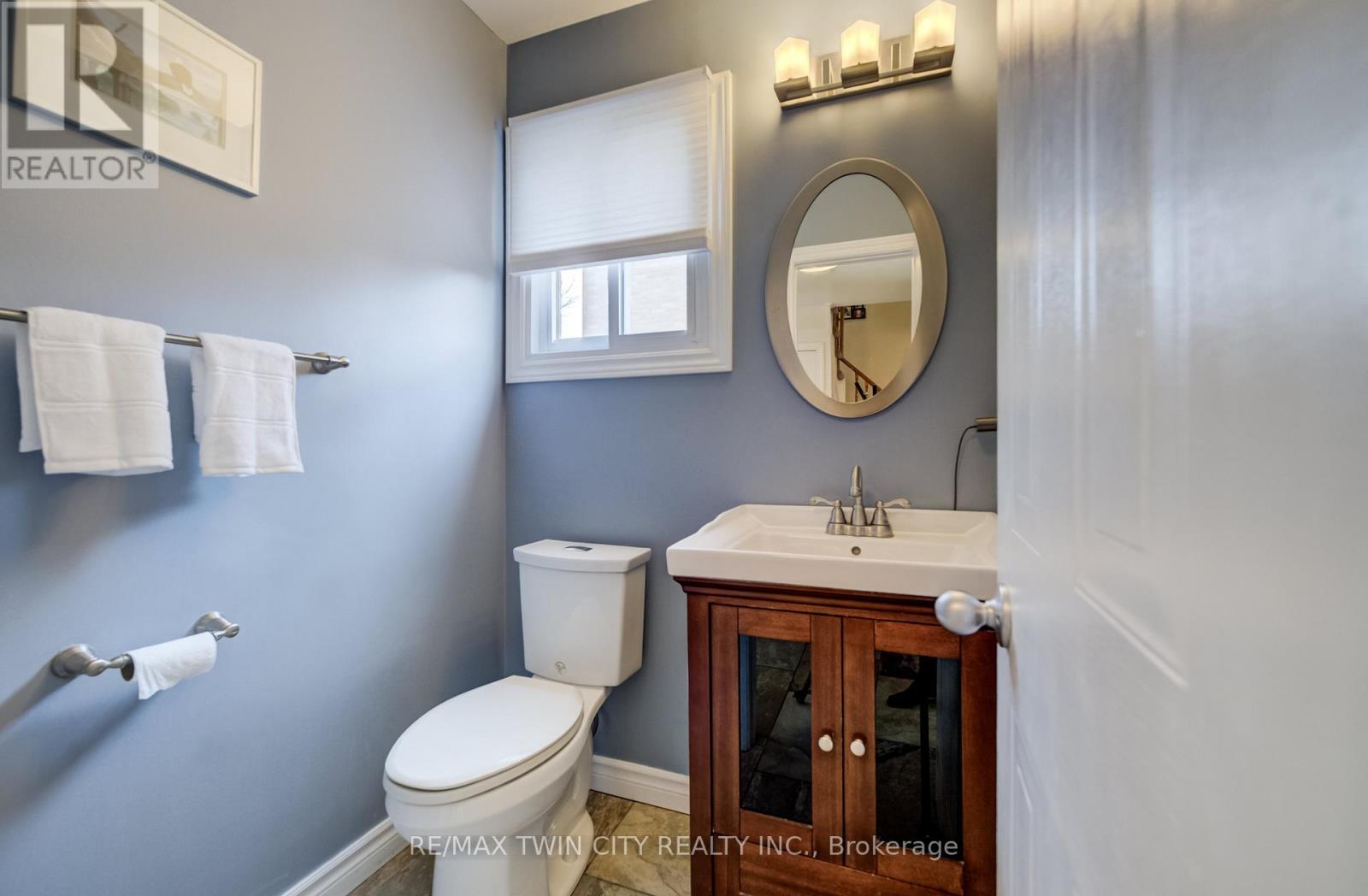 150 Bayne Crescent, Cambridge, Ontario  N1T 1K4 - Photo 13 - X12990566