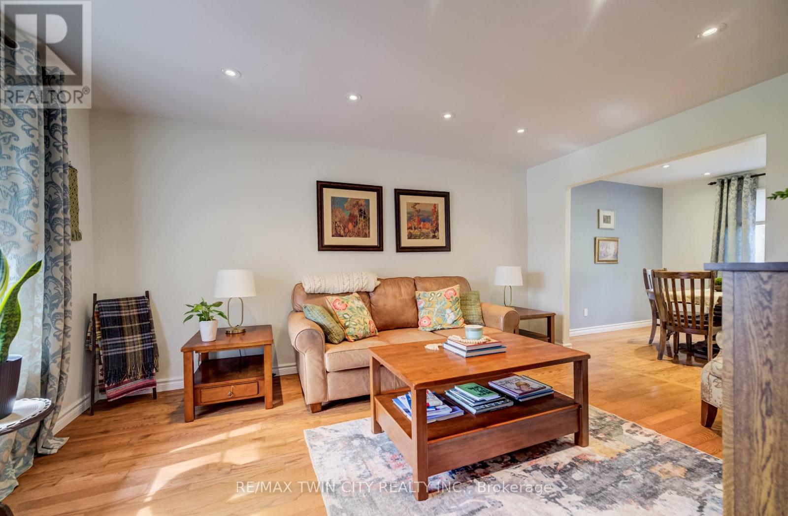 150 Bayne Crescent, Cambridge, Ontario  N1T 1K4 - Photo 4 - X12990566