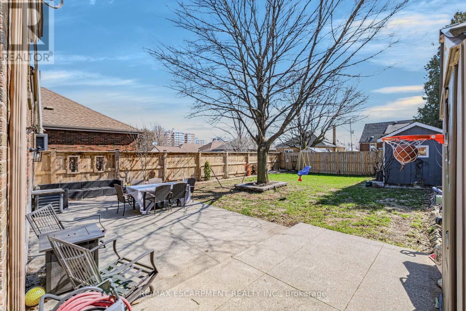 43 Woodbridge Road, Hamilton, Ontario  L8K 3C8 - Photo 28 - X12990636