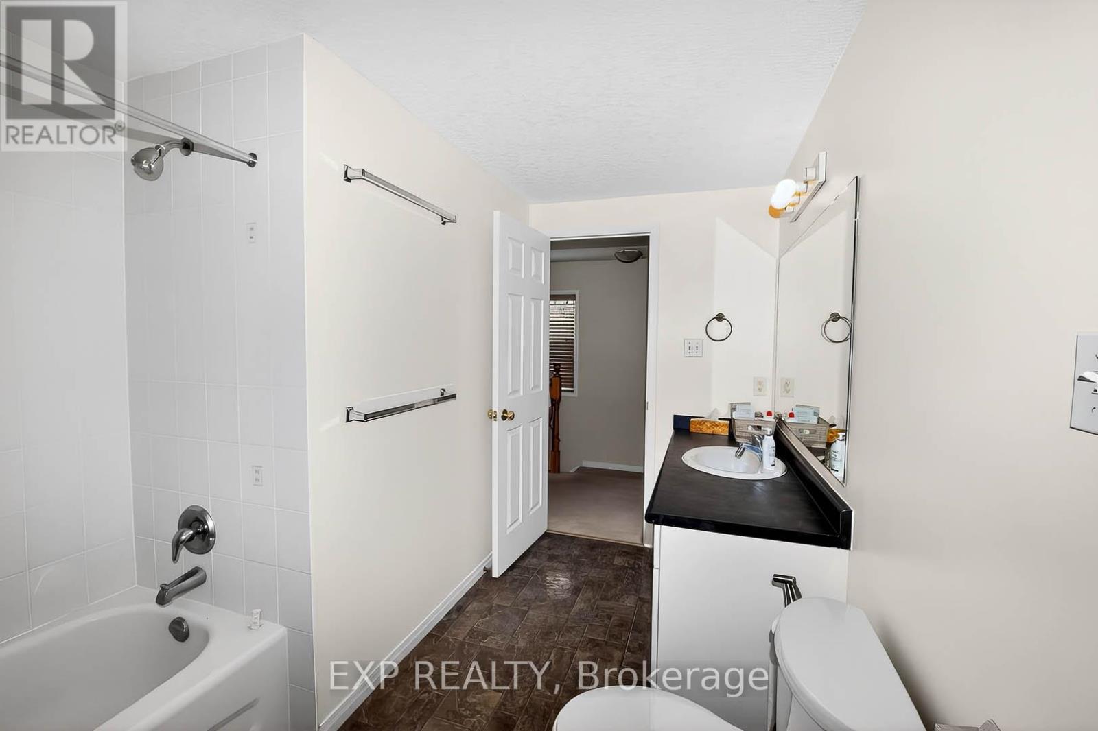 600 Winterberry Avenue, Waterloo, Ontario  N2V 2W5 - Photo 20 - X12990708