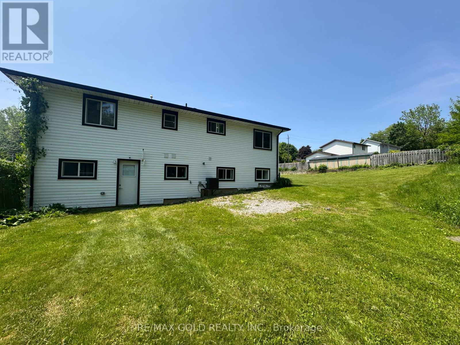 Unit 2 - 91 Locks Road, Brantford, Ontario  N3S 7L9 - Photo 10 - X12990718