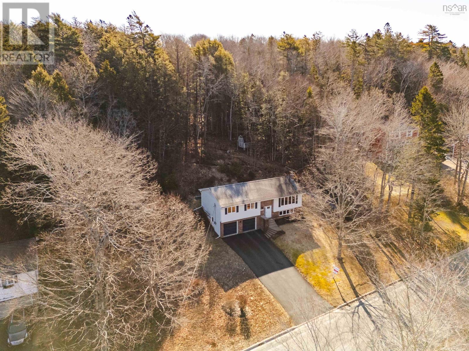 212 Howe Avenue, Fall River, Nova Scotia  B2T 1H7 - Photo 2 - 202602723