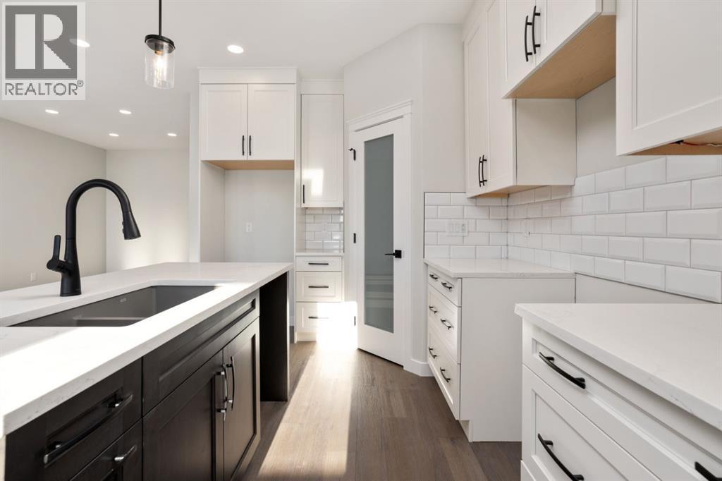 6322 26 Avenue, Camrose, Alberta  T4V 5J6 - Photo 4 - A2245318