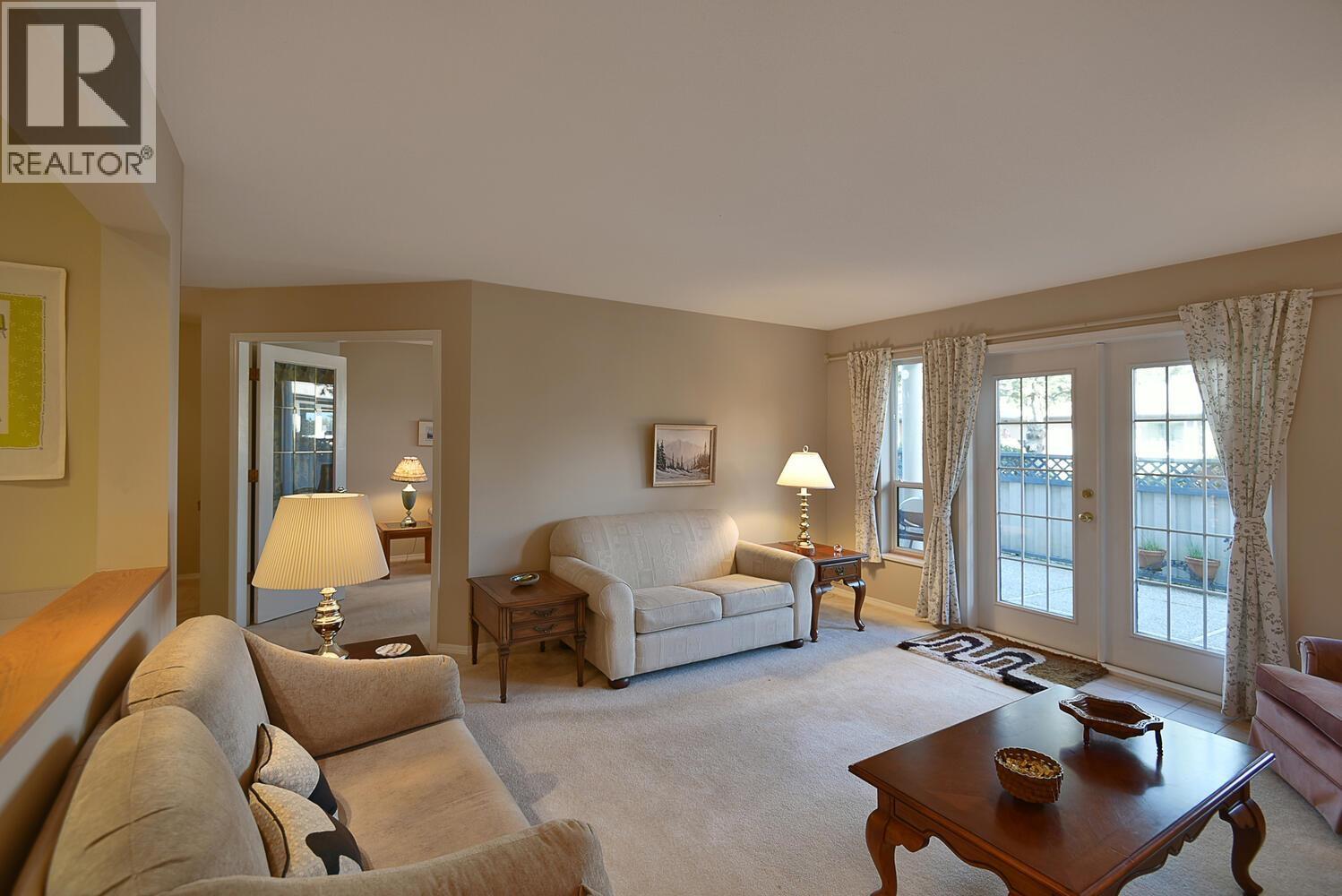 104 5768 Marine Way, Sechelt, British Columbia V7Z 0K4 - Photo 2 - R3107443