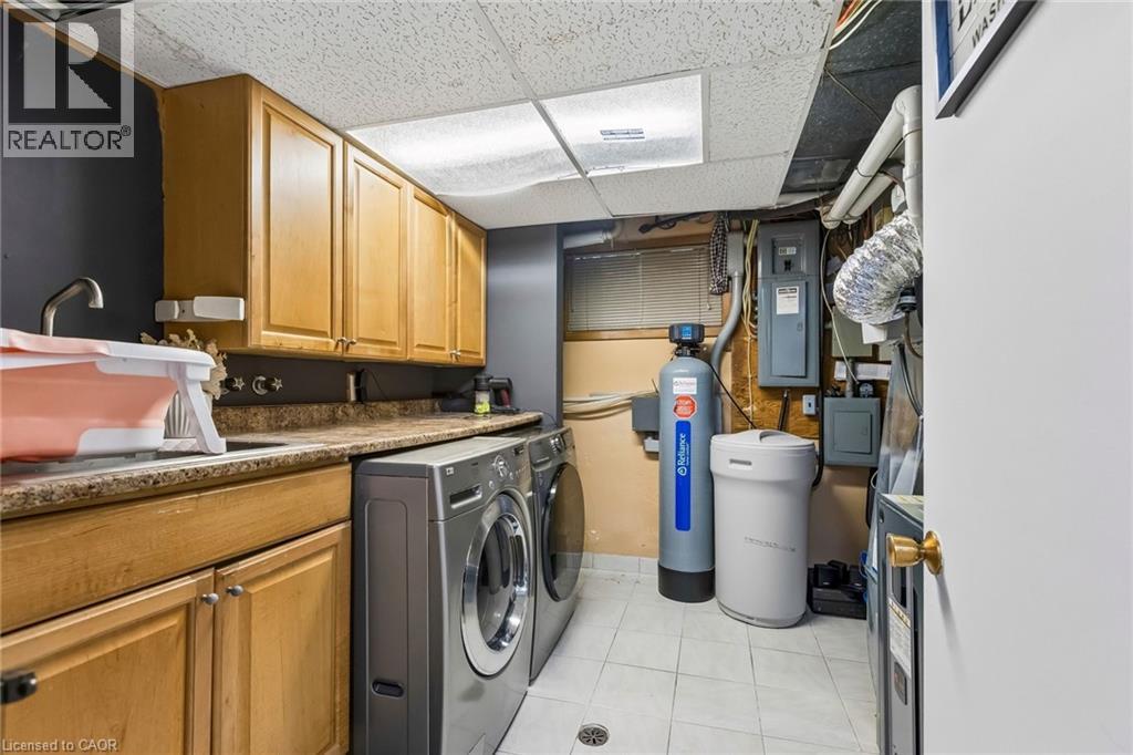 3 Chicopee Terrace, Kitchener, Ontario N2A 1T2 - Photo 30 - 40819828