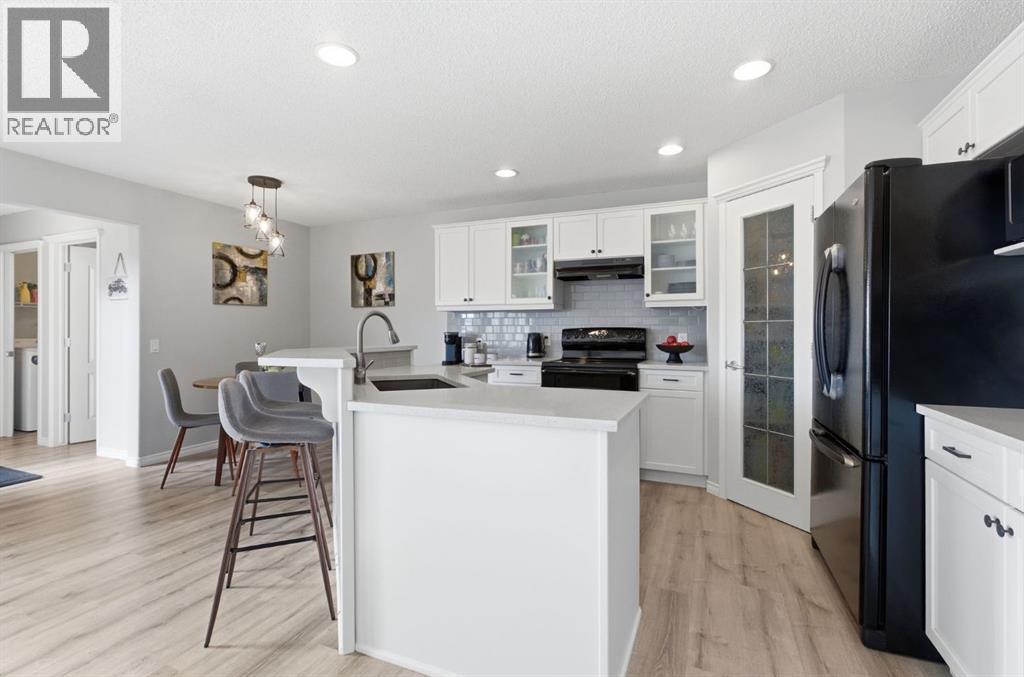 124 Prestwick Estate Way SE, Calgary, Alberta  T2Z 3M2 - Photo 13 - A2293077